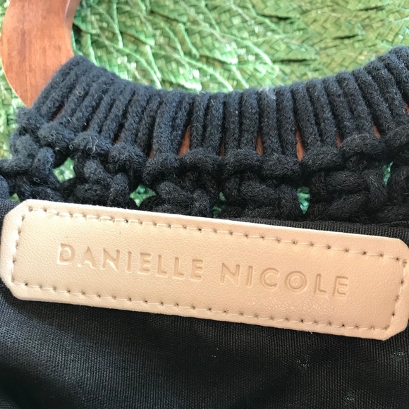 Danielle Nicole Black Macrame Crochet Handbag - Picture 4 of 5